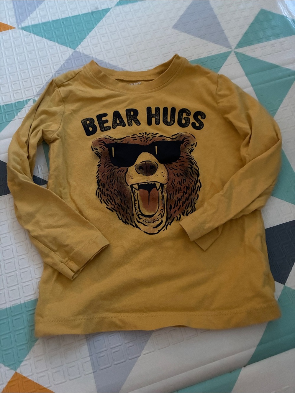 20/25$ 🧸 Bear Hugs Mustard Long-Sleeve Kids Tee